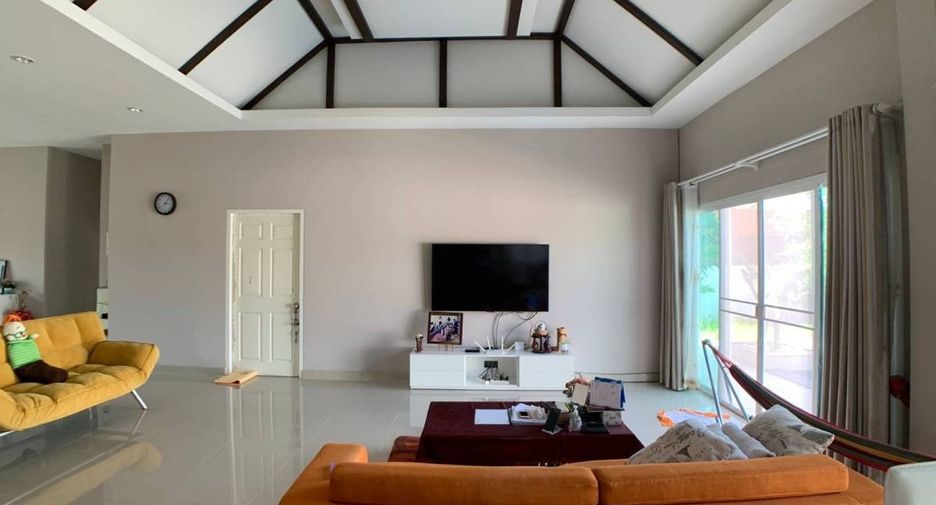 For sale 3 bedrooms house in Bang Lamung, Chonburi