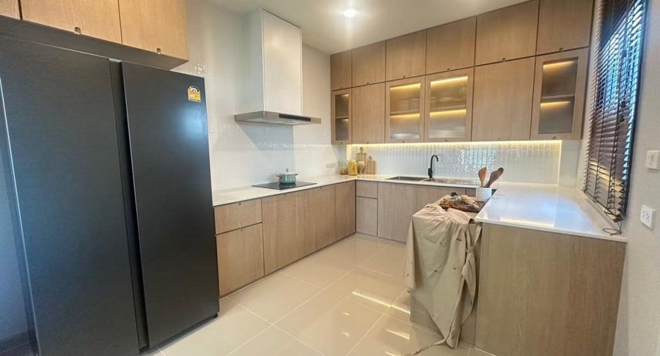 For sale 3 bedrooms house in Bang Lamung, Chonburi