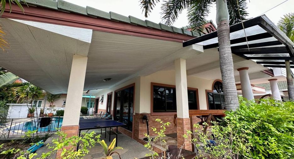 Haus zum Kauf mit 4 Zimmer in Huay Yai, Pattaya