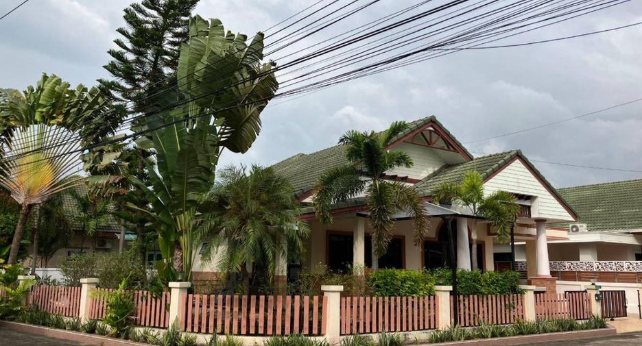 Haus zum Kauf mit 4 Zimmer in Huay Yai, Pattaya