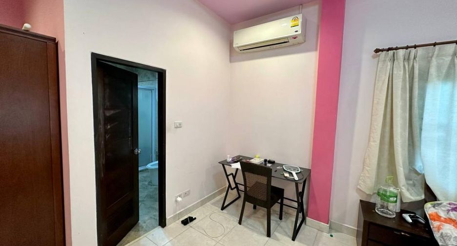 Haus zum Kauf mit 4 Zimmer in Huay Yai, Pattaya