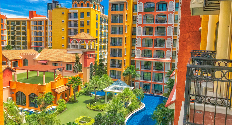 For sale 2 bedrooms condo in Jomtien, Pattaya