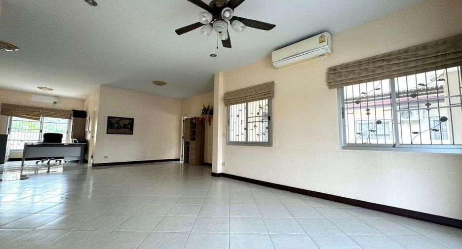 Haus zum Kauf mit 3 Zimmer in Bang Lamung, Chonburi