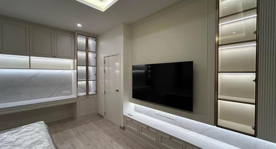 For sale 4 bedrooms house in Bang Lamung, Chonburi