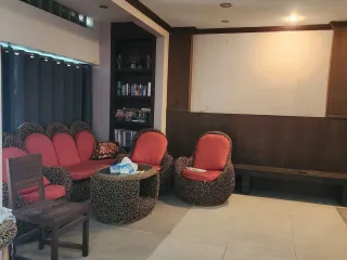 出售 11 卧室 联排别墅 在 Mueang Krabi, Krabi