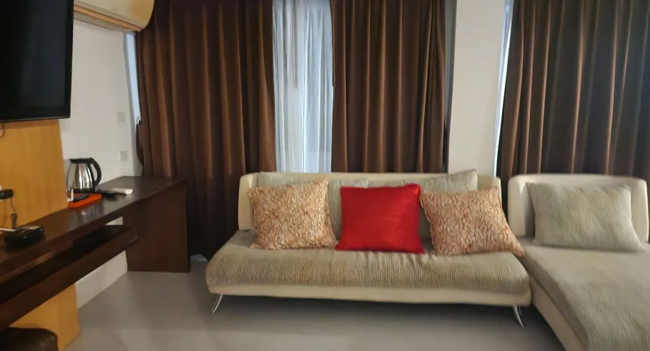 出售 11 卧室 联排别墅 在 Mueang Krabi, Krabi