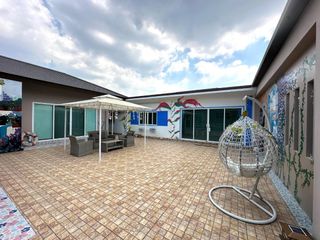 Haus zur Miete mit 5 Zimmer in Bang Lamung, Chonburi