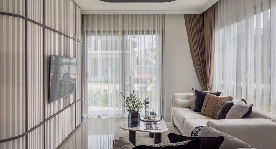 For sale 4 bedrooms house in Bang Lamung, Chonburi
