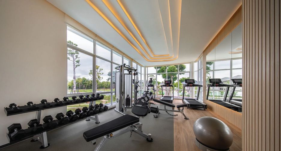 For sale 4 bedrooms house in Bang Lamung, Chonburi