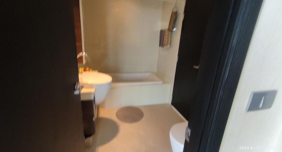 À vendre 1 chambre condo à Khlong Toei, Bangkok