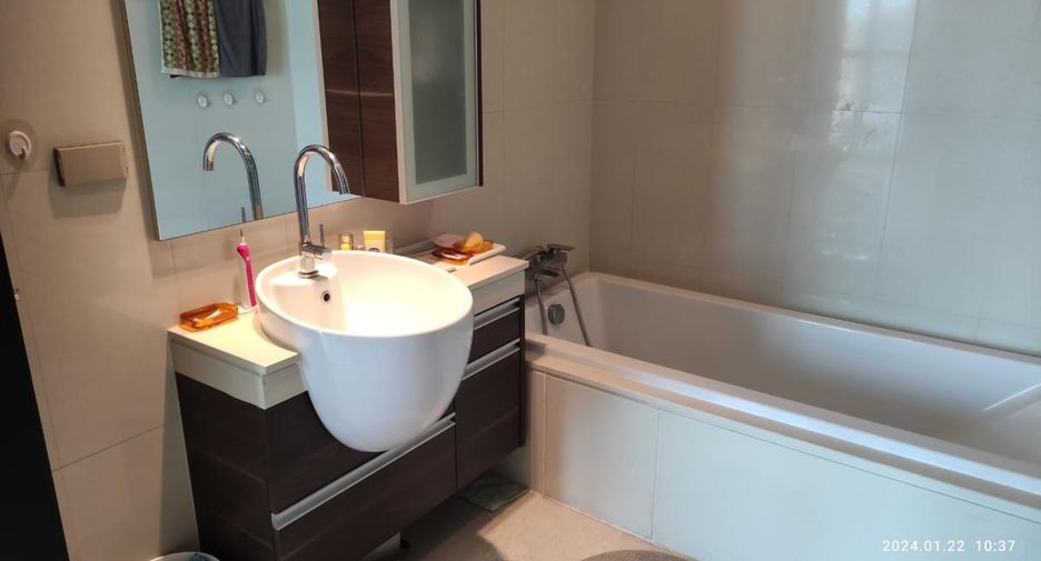 À vendre 1 chambre condo à Khlong Toei, Bangkok