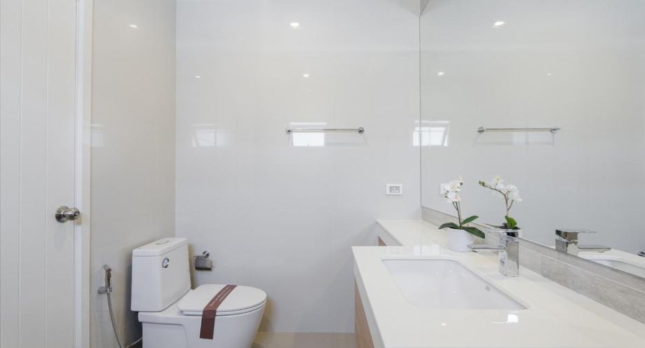 For sale 3 bedrooms house in Bang Lamung, Chonburi