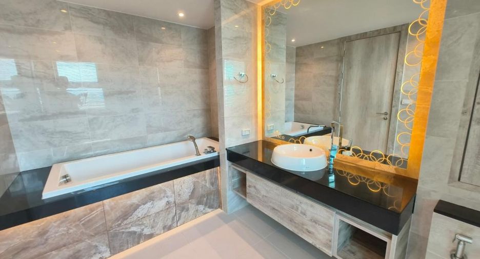 For rent 2 bedrooms condo in Jomtien, Pattaya