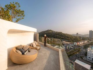 For sale 1 bed condo in Si Racha, Chonburi