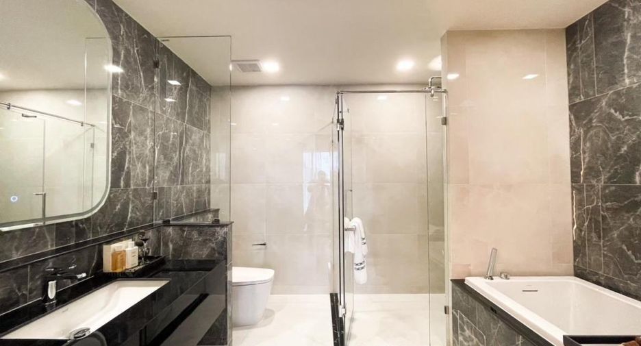 For sale 2 bedrooms condo in Jomtien, Pattaya