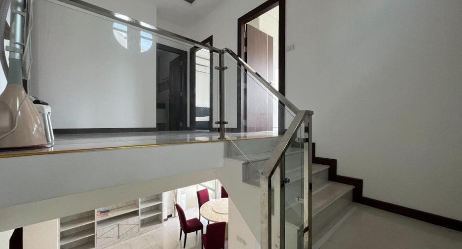 À vendre 4 chambres maison à Jomtien, Pattaya