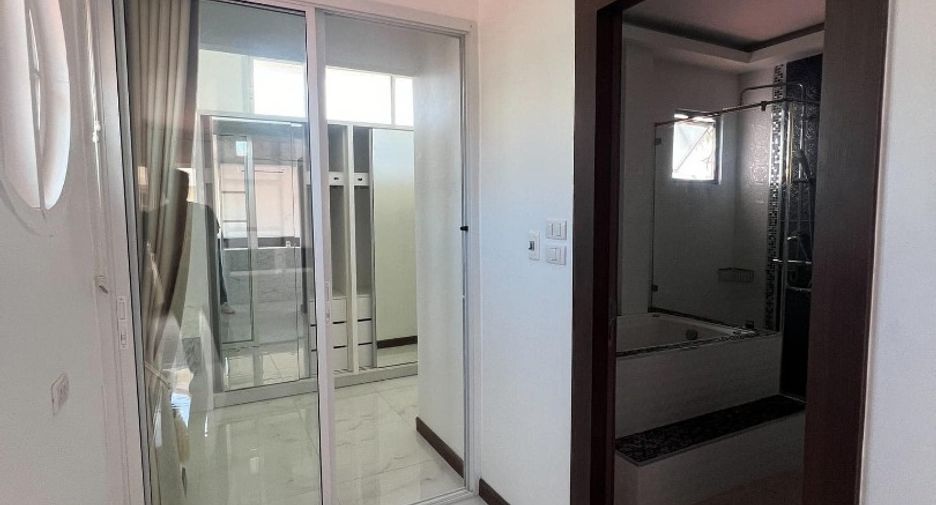 À vendre 4 chambres maison à Jomtien, Pattaya
