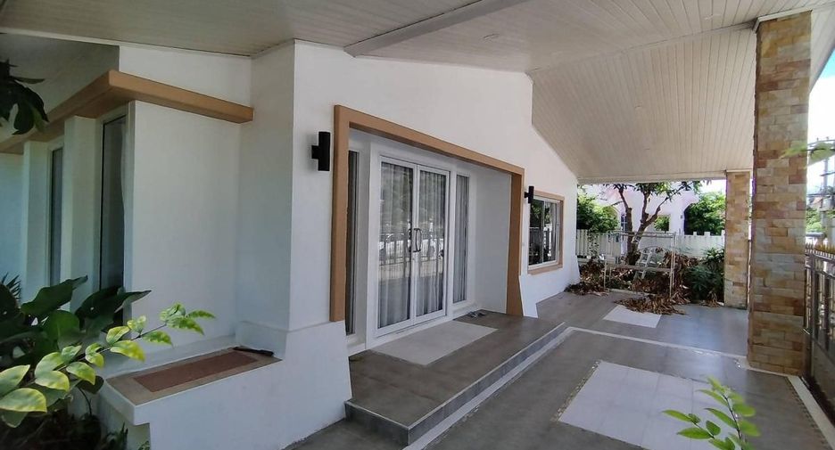 À vendre 4 chambres maison à Jomtien, Pattaya