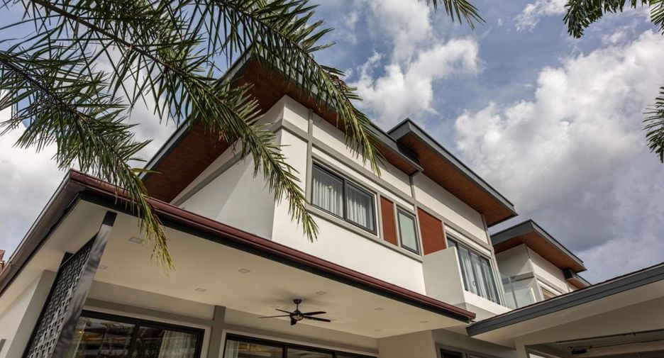 Haus zum Kauf mit 5 Zimmer in Bang Lamung, Chonburi
