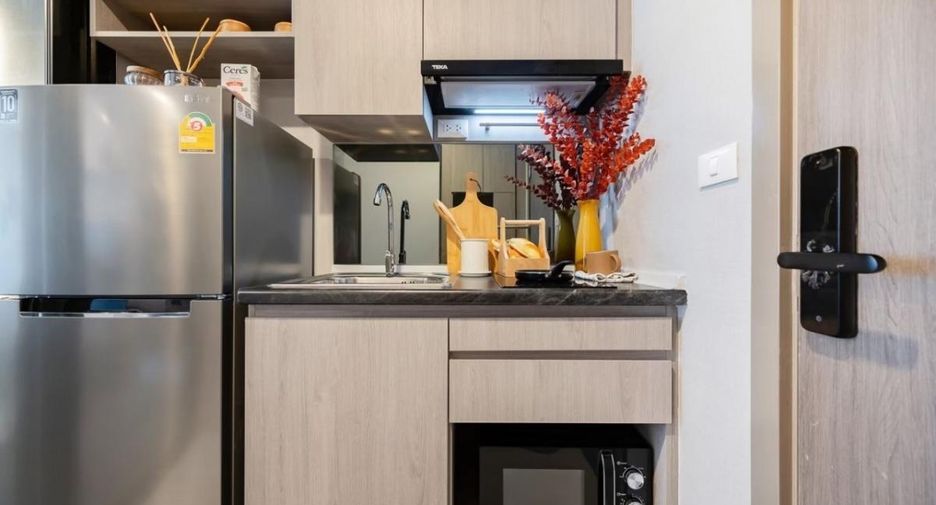 For sale 1 bed condo in Si Racha, Chonburi