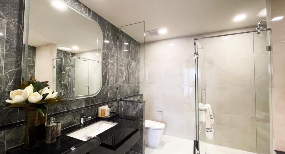 À vendre 2 chambres condo à Jomtien, Pattaya