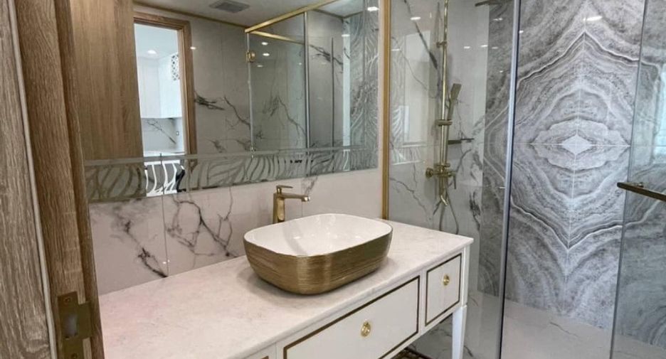 À vendre 2 chambres condo à Jomtien, Pattaya