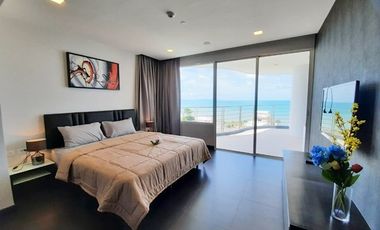 For sale 3 bedrooms condo in Jomtien, Pattaya