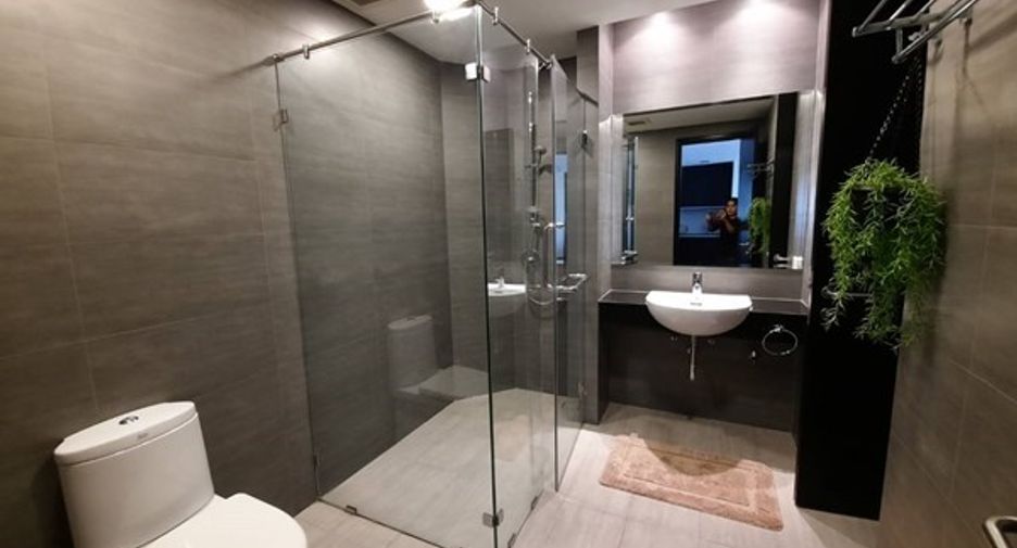 For sale 3 bedrooms condo in Jomtien, Pattaya
