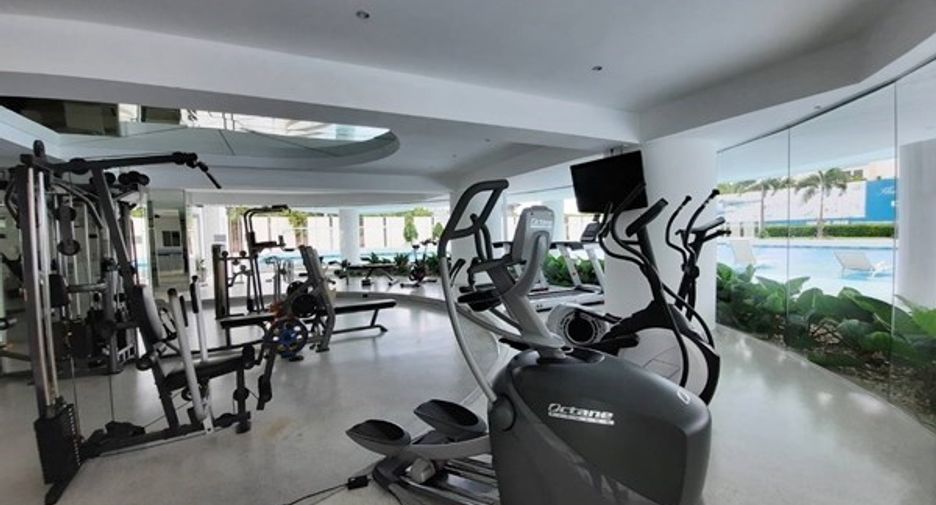 For sale 3 bedrooms condo in Jomtien, Pattaya