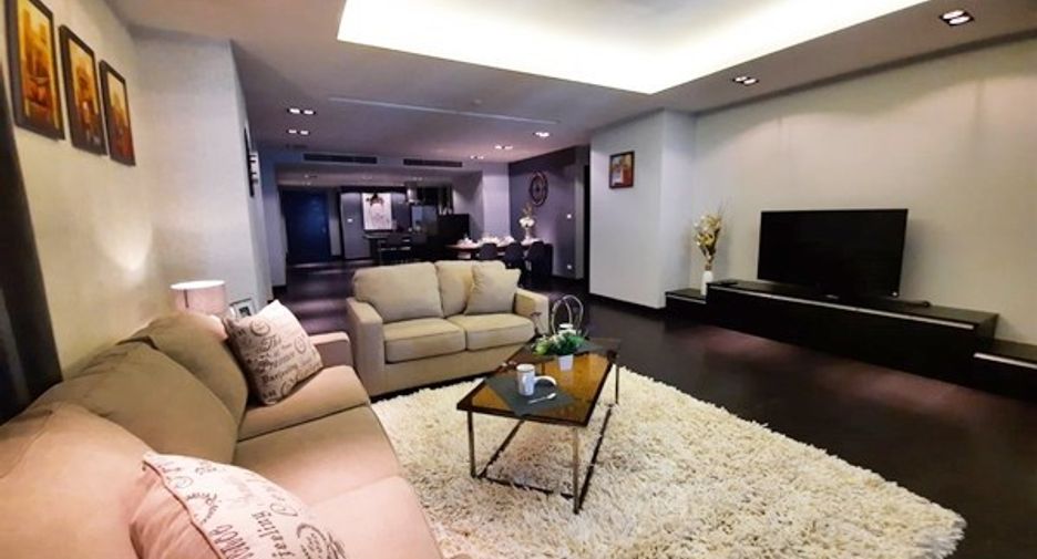 For sale 3 bedrooms condo in Jomtien, Pattaya