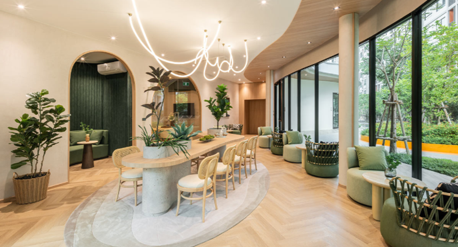 For sale 1 bed condo in Si Racha, Chonburi