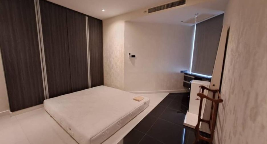 For rent 3 bedrooms condo in Jomtien, Pattaya