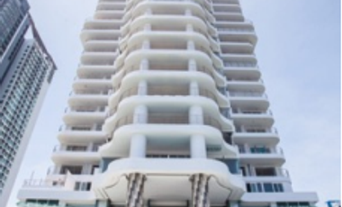 For rent 3 bedrooms condo in Jomtien, Pattaya