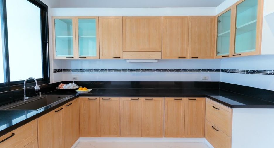 Casa en venta de 3 habitaciones en Bang Lamung, Chonburi