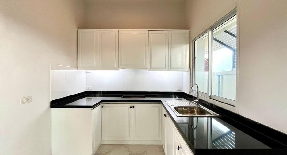Casa en venta de 3 habitaciones en Bang Lamung, Chonburi