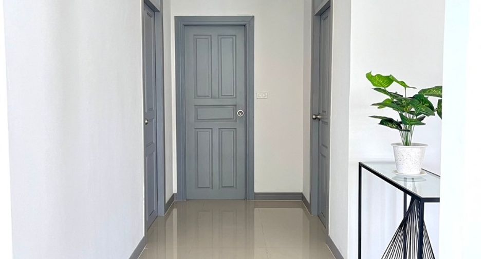 Casa en venta de 2 habitaciones en Bang Lamung, Chonburi