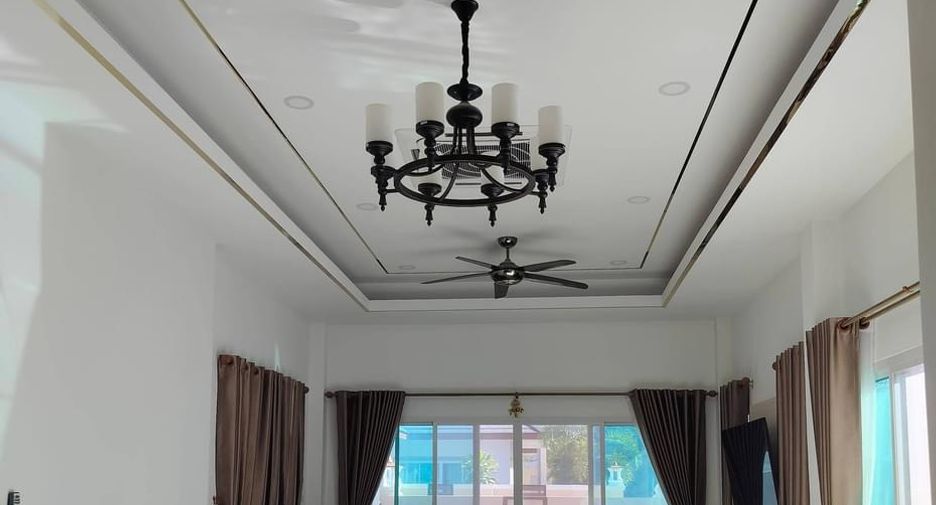 Haus zum Kauf mit 3 Zimmer in Huay Yai, Pattaya