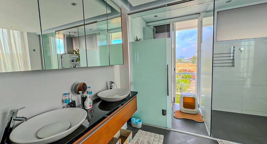 For sale 3 bedrooms condo in Na Jomtien, Pattaya