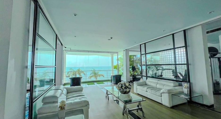 For sale 3 bedrooms condo in Na Jomtien, Pattaya