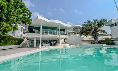 For sale 3 bedrooms condo in Na Jomtien, Pattaya