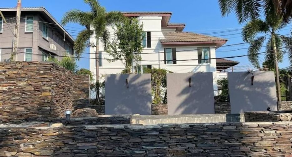 À vendre 3 chambres maison à Bang Lamung, Chonburi