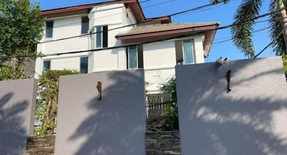 À vendre 3 chambres maison à Bang Lamung, Chonburi