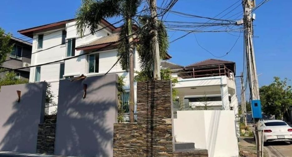 À vendre 3 chambres maison à Bang Lamung, Chonburi
