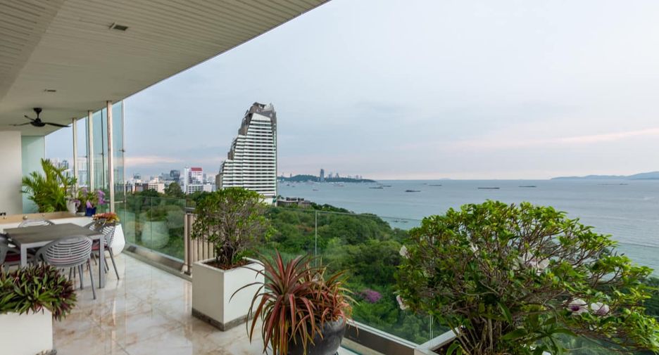 Condo en venta de 3 habitaciones en Bang Lamung, Chonburi