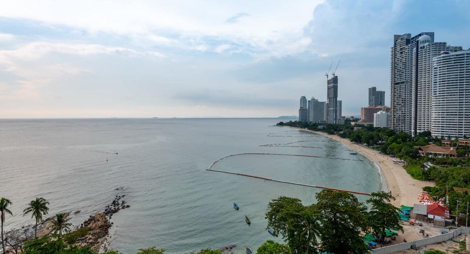 Condo en venta de 3 habitaciones en Bang Lamung, Chonburi
