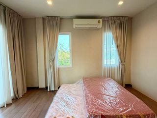 For rent and for sale 3 bedrooms house in Taling Chan, Bangkok