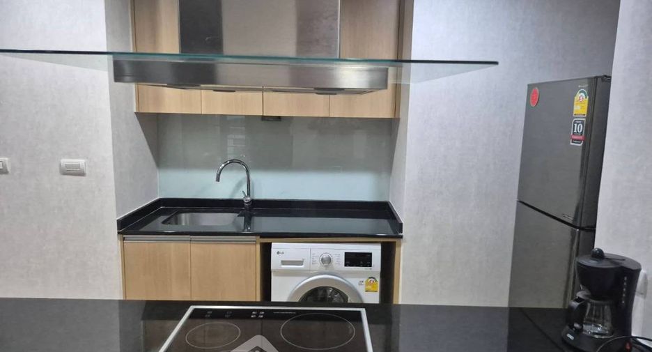 Wohnung zum Kauf mit 2 Zimmer in Sathon, Bangkok