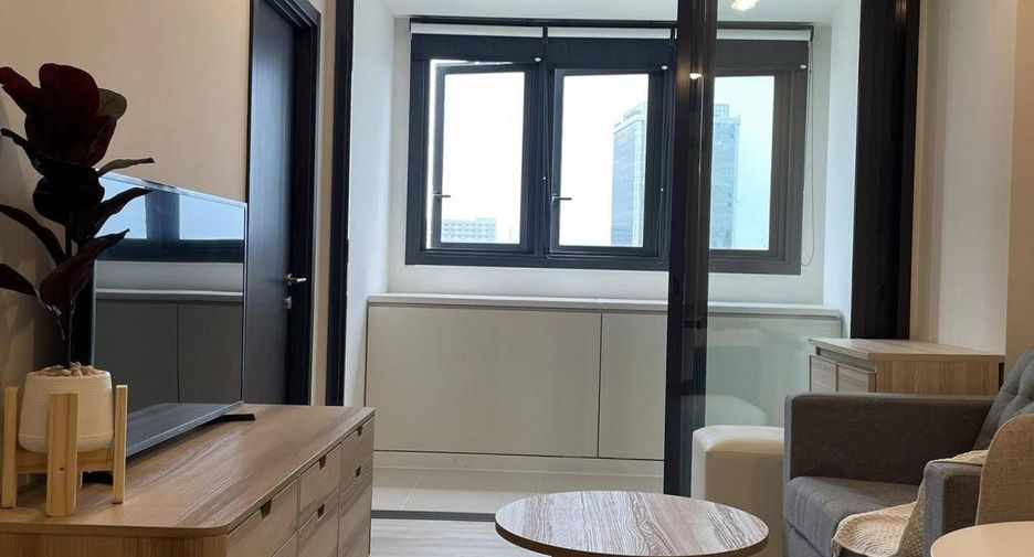 For sale 1 Beds condo in Huai Khwang, Bangkok