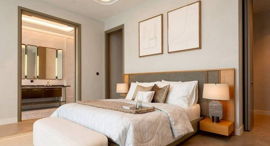 For sale 3 bedrooms condo in Sathon, Bangkok