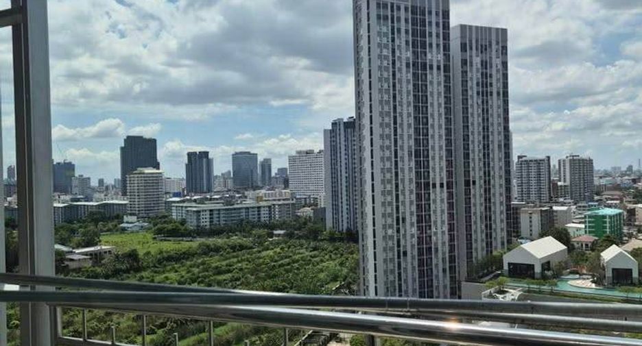 Wohnung zum Kauf mit 1 Zimmer in Huai Khwang, Bangkok